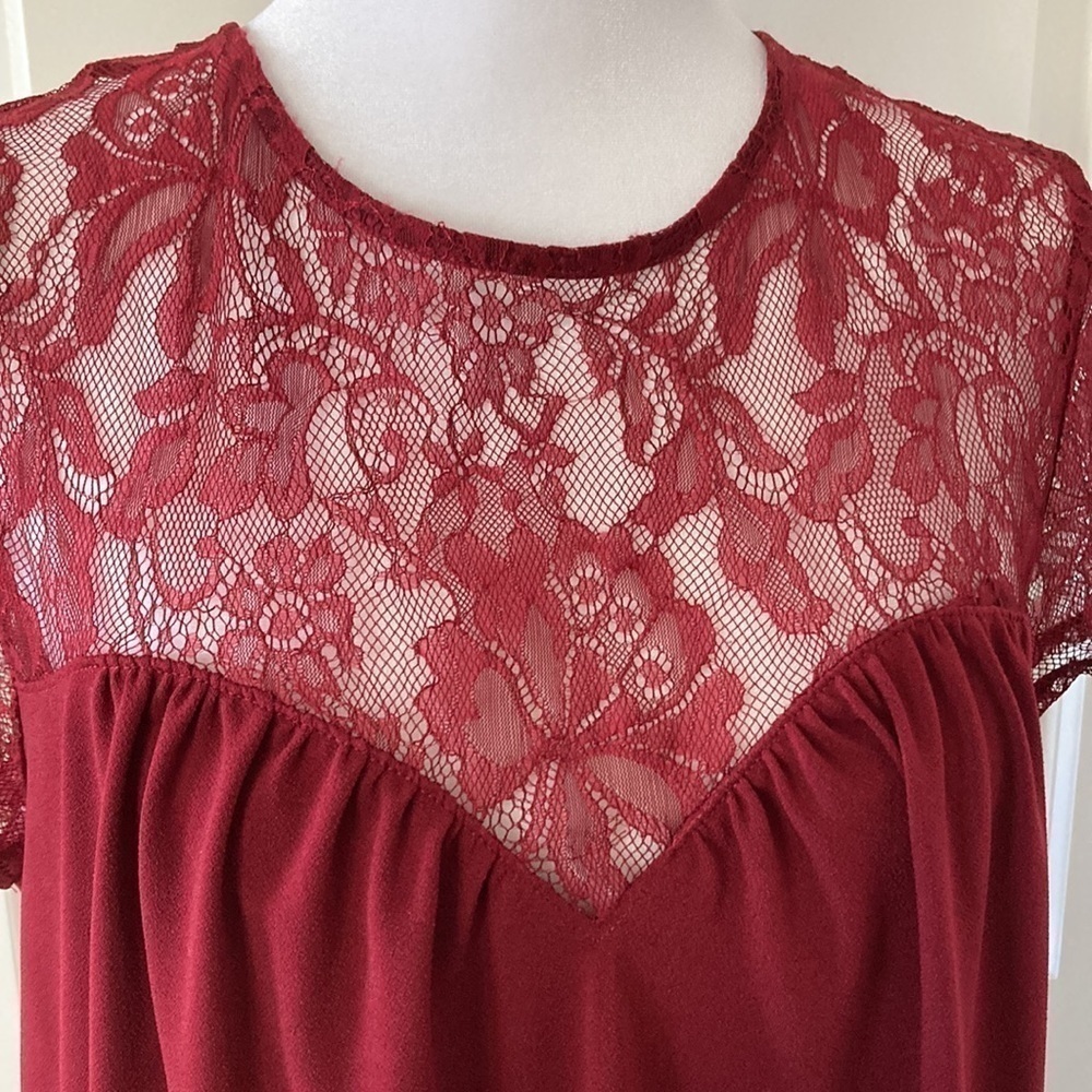 Express medium lace top short sleeves - Picture 6 of 11